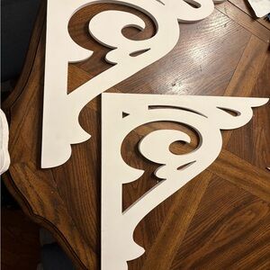 Elegant Cream Wall Brackets